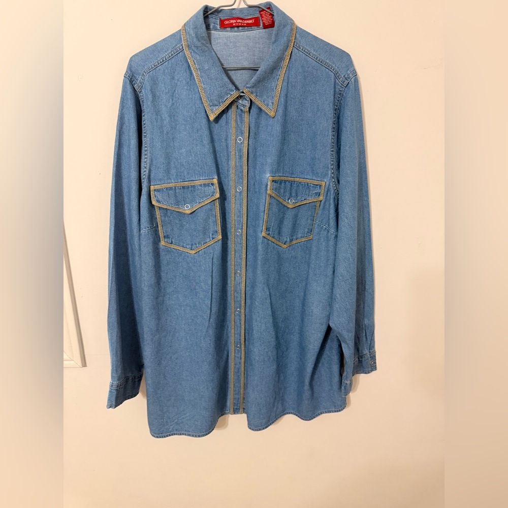 Gloria Vanderbilt Light Blue Denim Shirt
